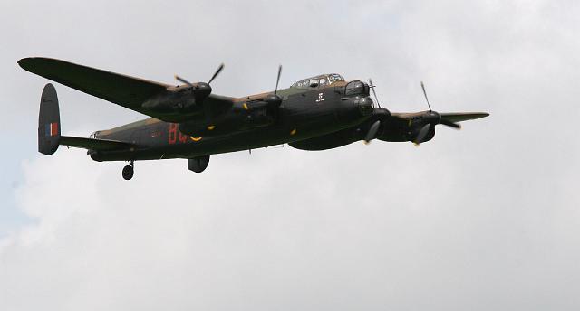 Leeuwarden Avro Lancaster_049.JPG